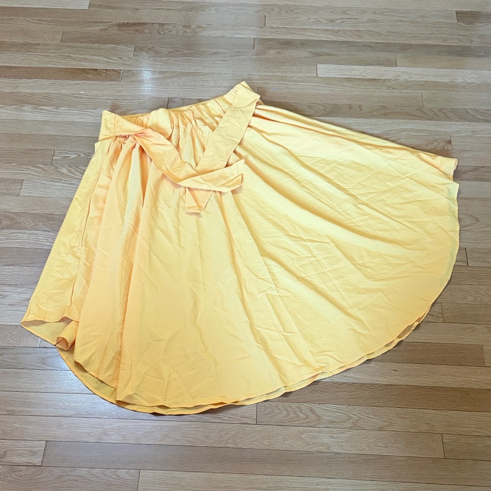 Yellow Wrap Skirt Midi Flowy Tie Waist Pockets Cottagecore
